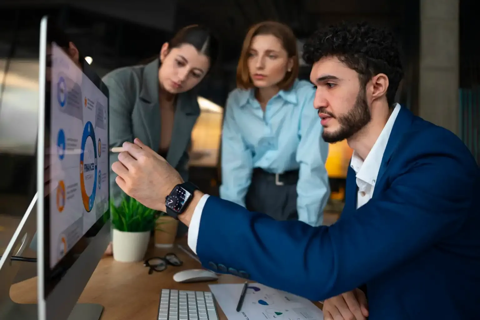 Top Metrics Every Marketer Should Track Using Data Insights
